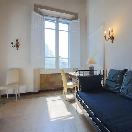 Lux Palace Max *